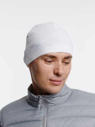 Шапка Siver, белая Шапка Siver, белая