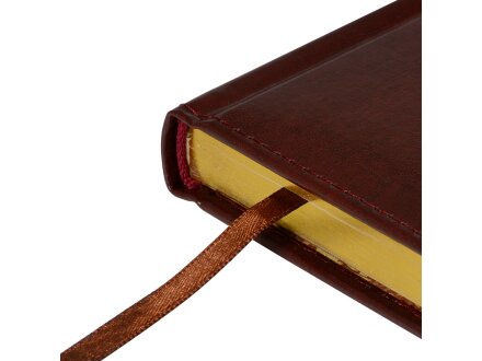 Ежедневник недатированный А5+ Persona (коричневый) Ежедневник недатированный А5+ Persona (коричневый)