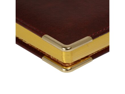 Ежедневник недатированный А5+ Persona (коричневый) Ежедневник недатированный А5+ Persona (коричневый)