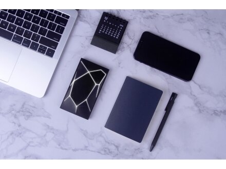 Портативное беспроводное зарядное устройство Geo Wireless, 5000 mAh, черный Портативное беспроводное зарядное устройство Geo Wireless, 5000 mAh, черный