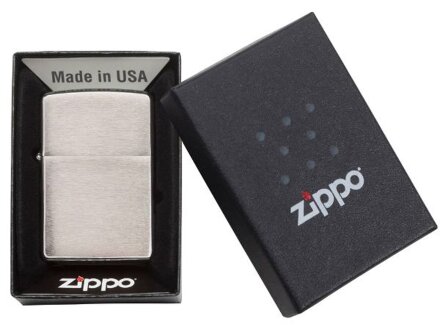 Зажигалка ZIPPO Armor™ c покрытием Brushed Chrome, латунь/сталь, серебристая, матовая, 38x13x57 мм Зажигалка ZIPPO Armor™ c покрытием Brushed Chrome, латунь/сталь, серебристая, матовая, 38x13x57 мм