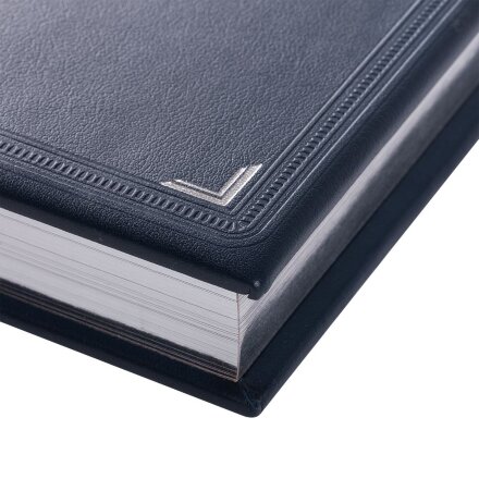 Книга «Россия. Символы власти», серебряный обрез Книга «Россия. Символы власти», серебряный обрез